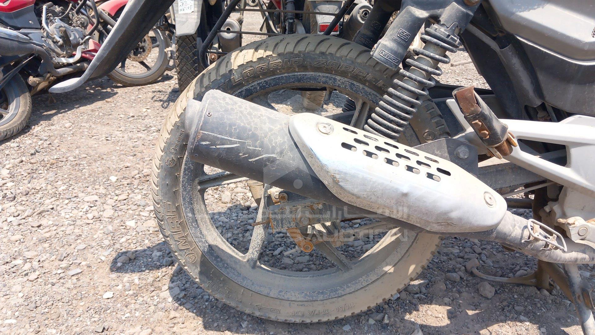 2011 BAJAJ 150 CC VIN: MD2DHDHZZTCF82053