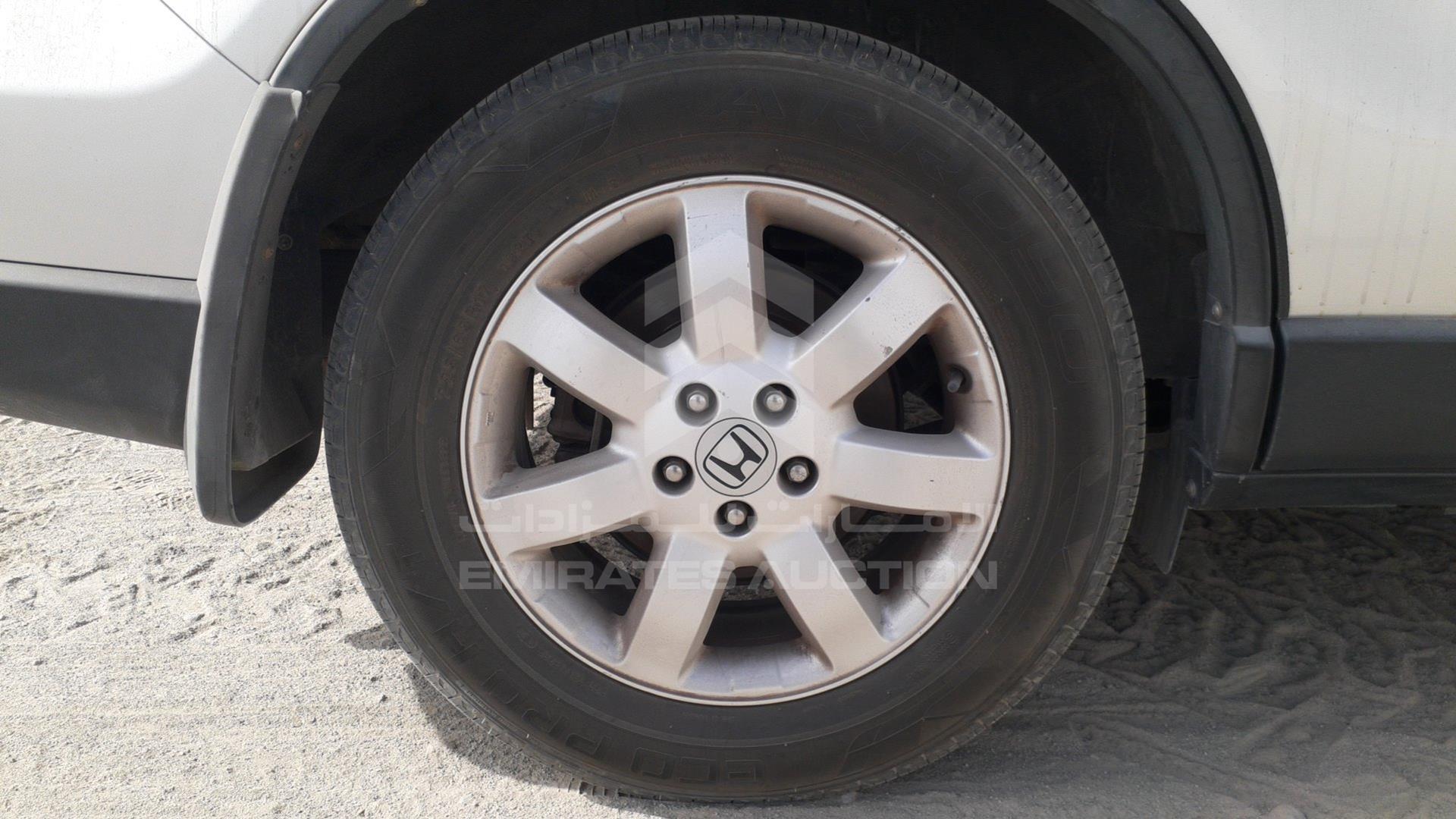 2009 HONDA CRV VIN: JHLRE48569C400112