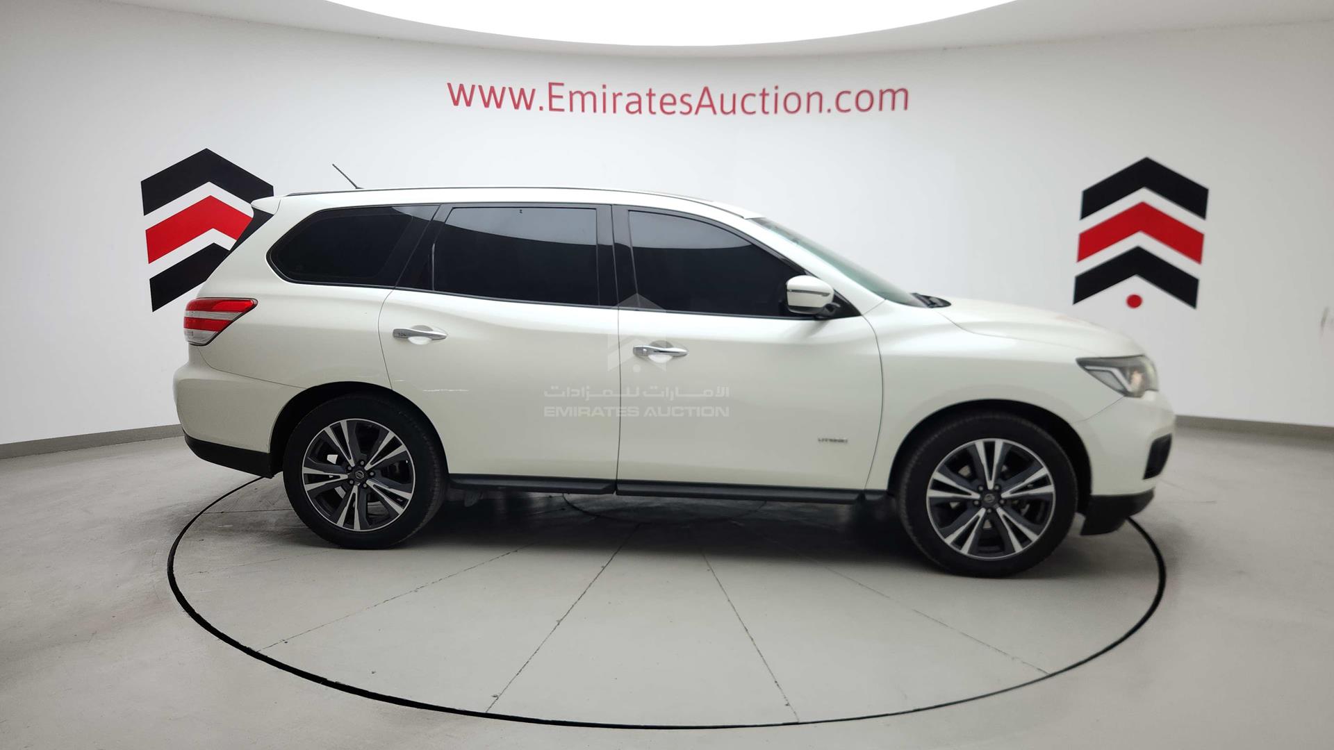 2019 NISSAN PATHFINDER VIN: 5N1CR2M84KC578937