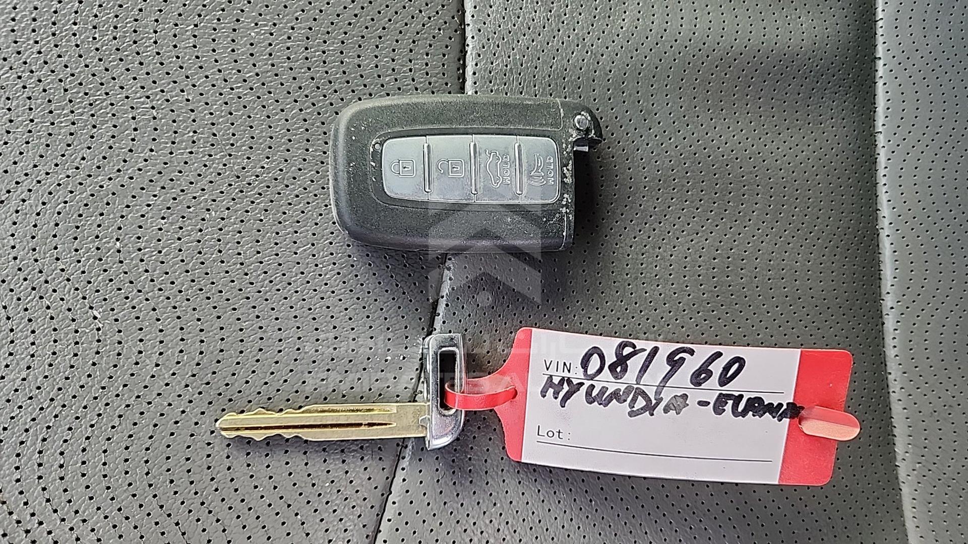 2011 HYUNDAI ELANTRA VIN: KMHDH4AE2BU081960