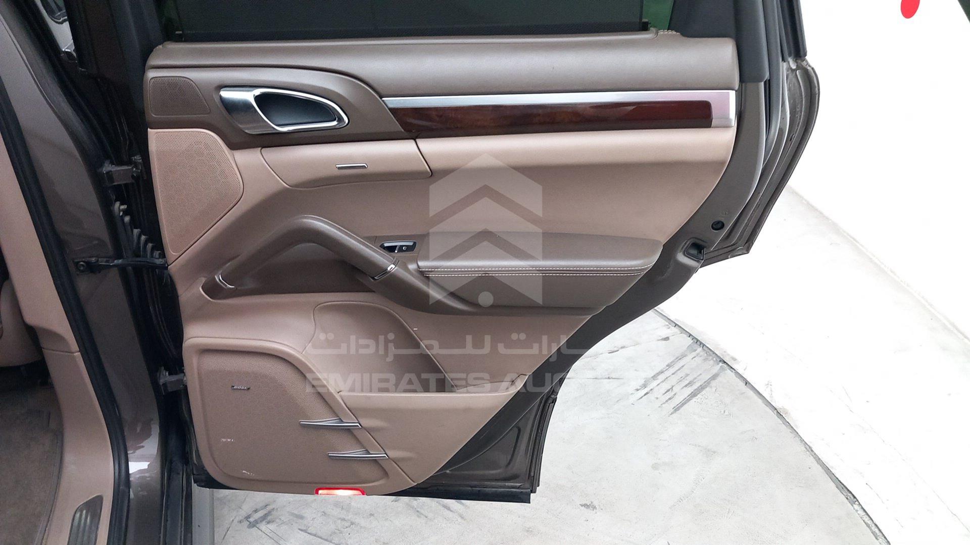 2012 PORSCHE CAYENNE VIN: WP1ZZZ92ZCLA47106