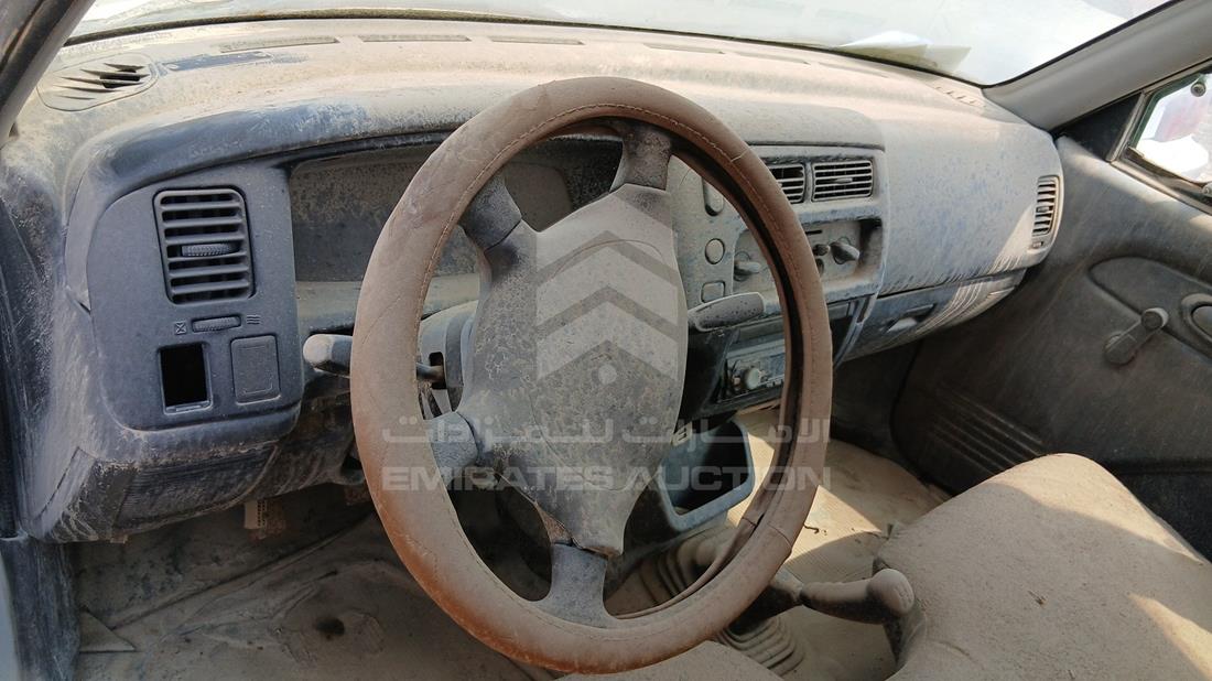 2005 Mitsubishi L 200 — Full Dashboard View — Photo 14