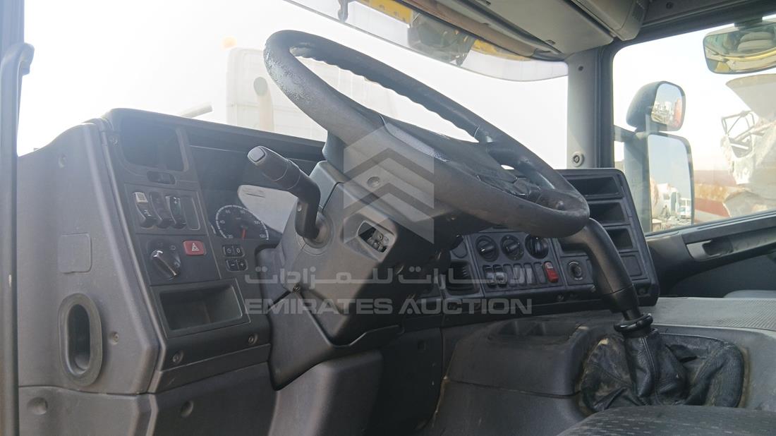 2009 Scania P 340 — Front Left Driver Dashboard View — Photo 12