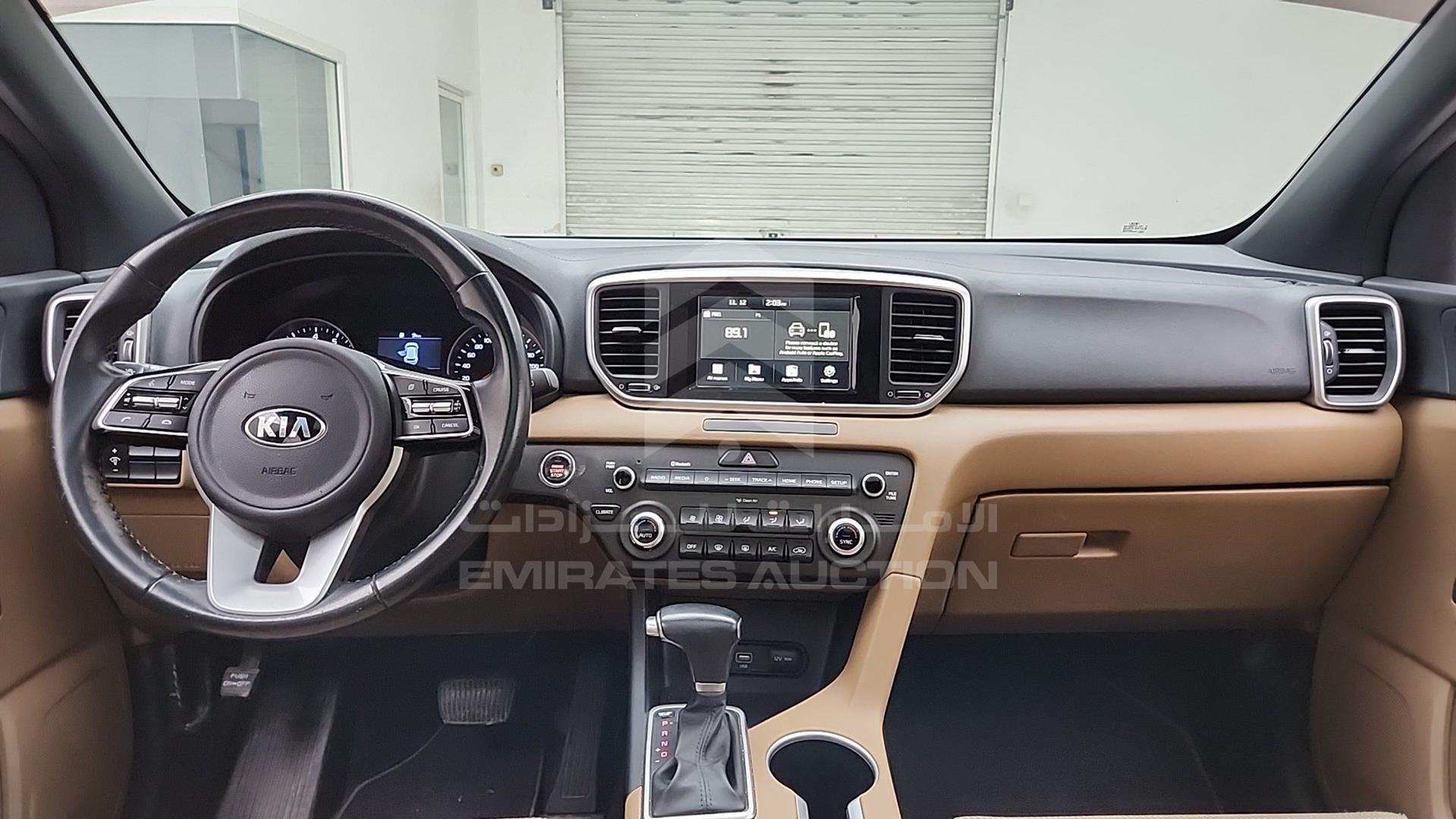 2020 KIA SPORTAGE VIN: U5YPH8141LL777526