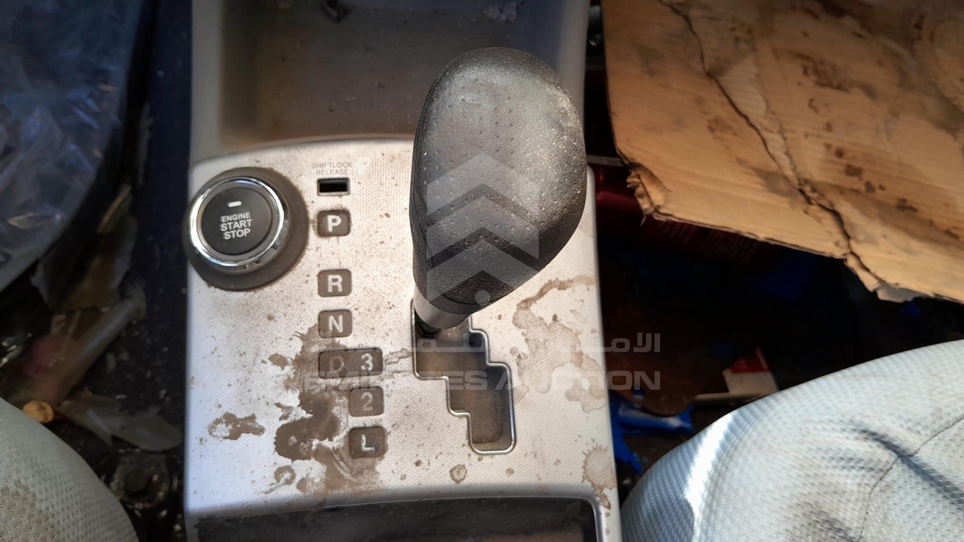 0 HYUNDAI ELANTRA VIN: KMHDT41B69U522603