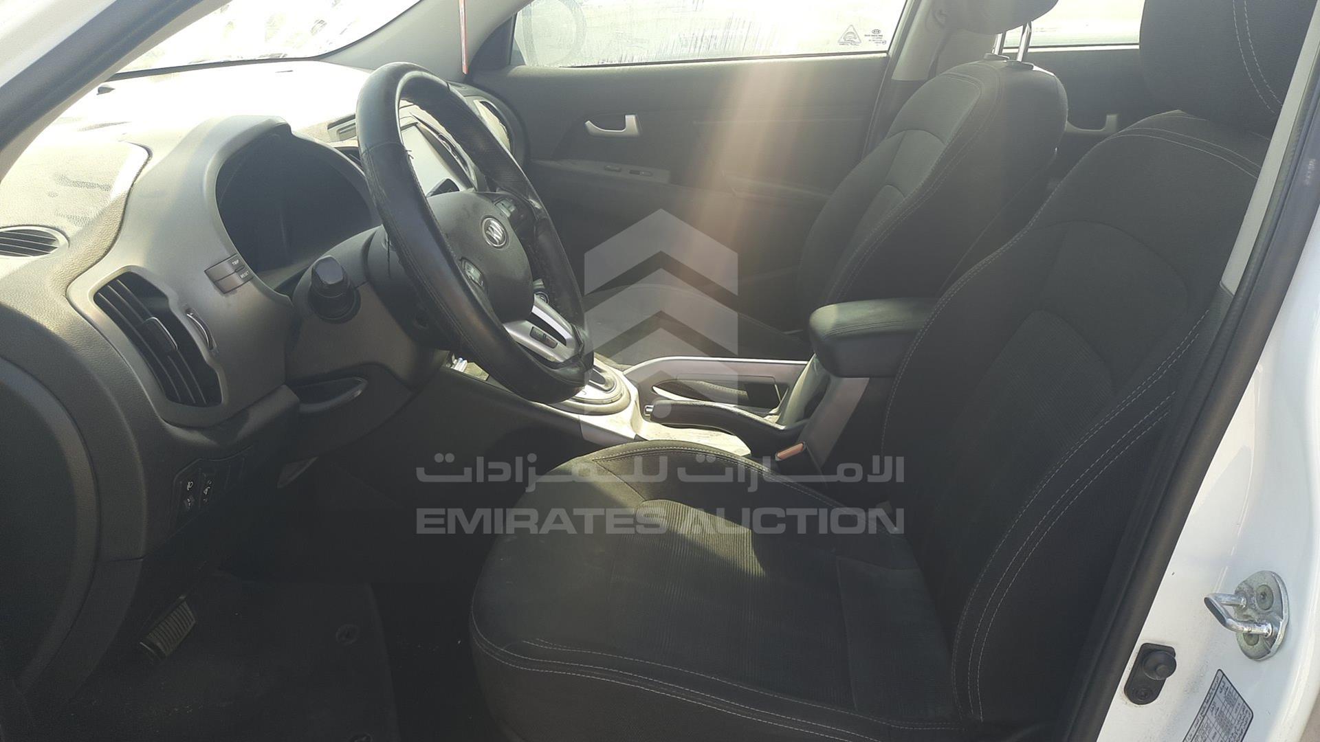 2016 KIA SPORTAGE VIN: U5YPB81A8GL730667