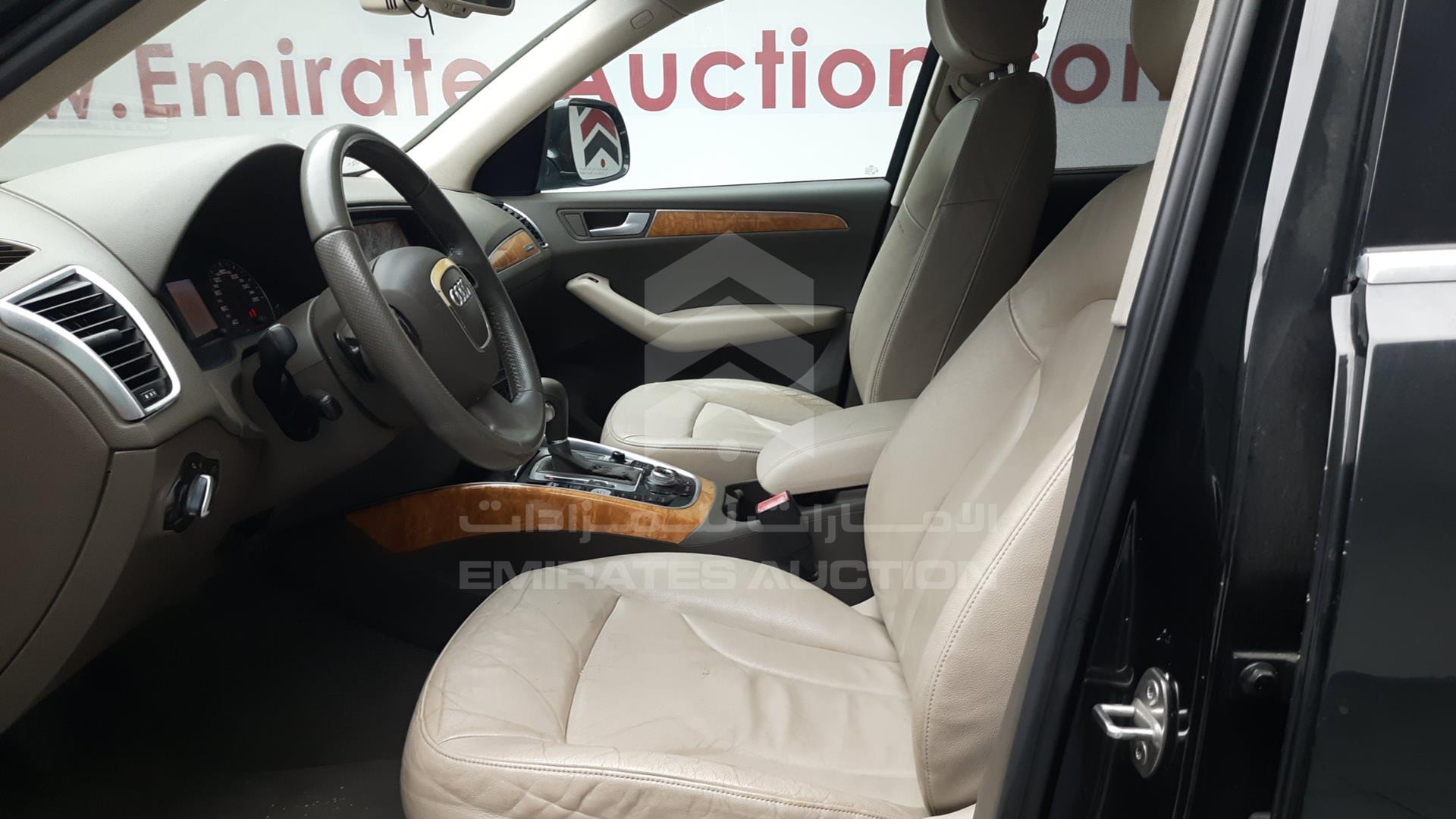 2010 AUDI Q5 VIN: WAUCKC8R0AA045458