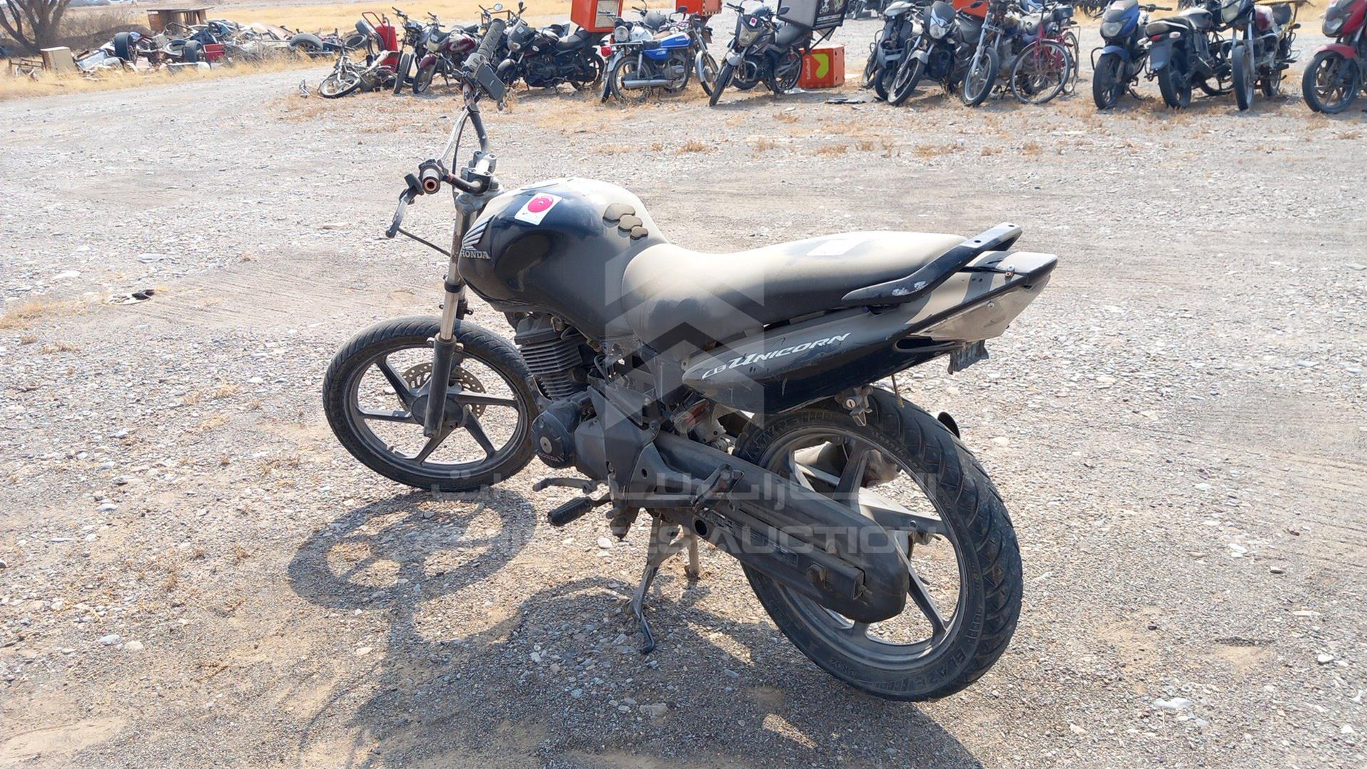 2014 HONDA UNICORN VIN: ME4KC09CME8857000