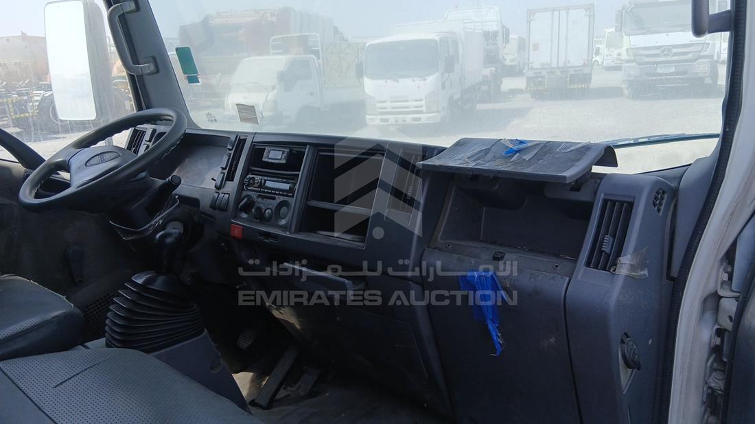 2014 Isuzu NMR — Front Right Passenger Dashboard View — Photo 21