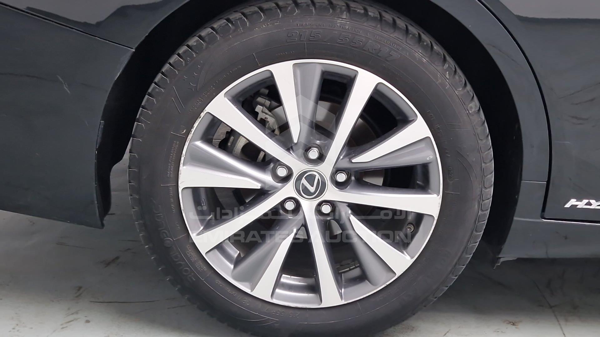 2021 LEXUS ES 300H VIN: JTHB21B15M2140116