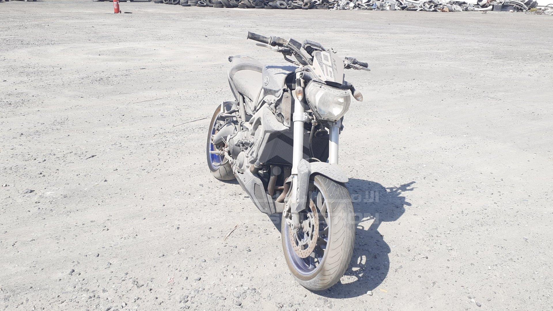 2014 YAMAHA MT 09 VIN: JYARN2949FA001186