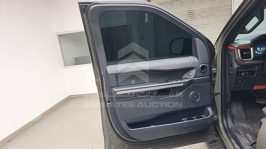 2024 Ford Expedition — Front Left Door — Photo 13