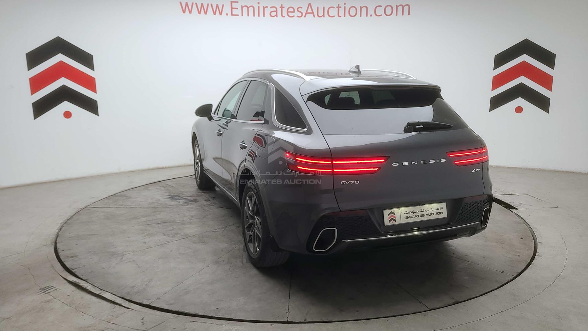 2022 GENESIS GV70 VIN: KMUMADTB6NU070828