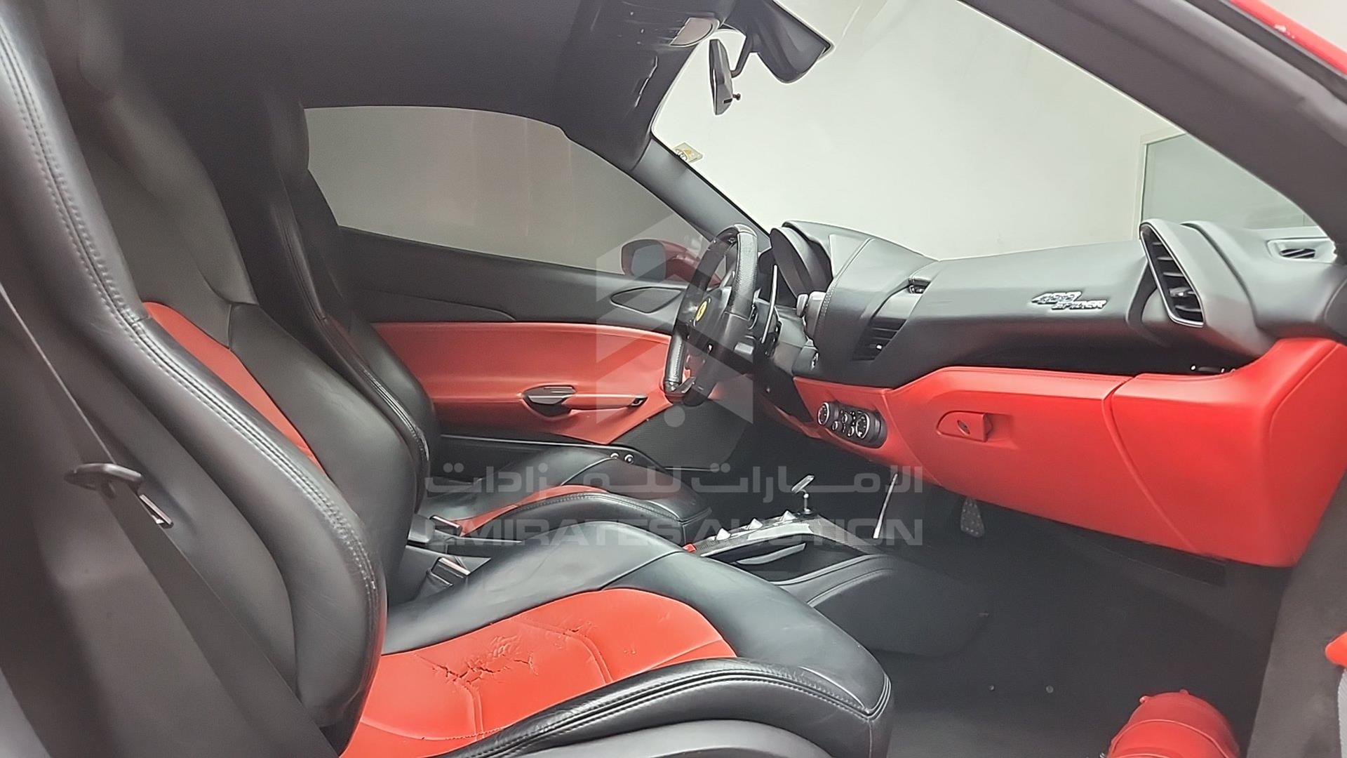 2019 FERRARI 488 VIN: ZFF80AMT4K0239066