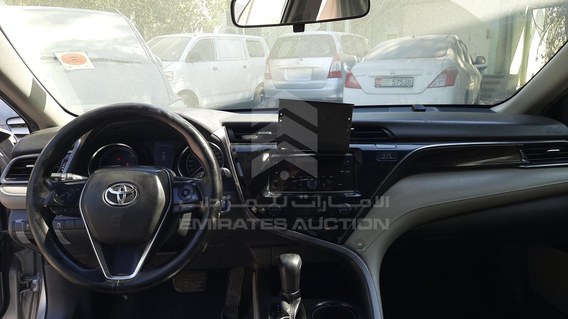 2019 TOYOTA CAMRY VIN: JTNB29HK4K3027180