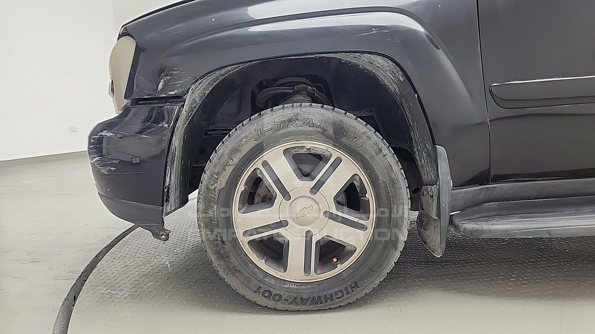 2005 CHEVROLET TRAILBLAZER VIN: 1GNDT13S452211054
