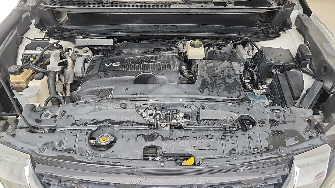 2017 Nissan Pathfinder — Engine Bay — Photo 30