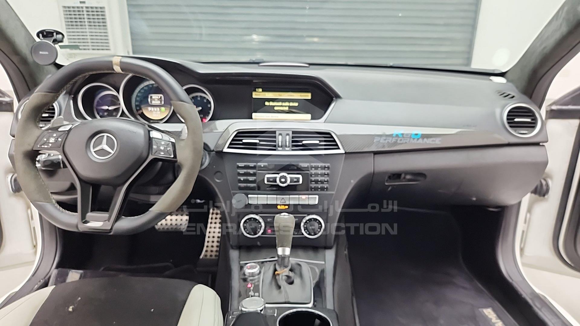 2012 MERCEDES C 63 AMG VIN: WDDGJ7HB0CF833170