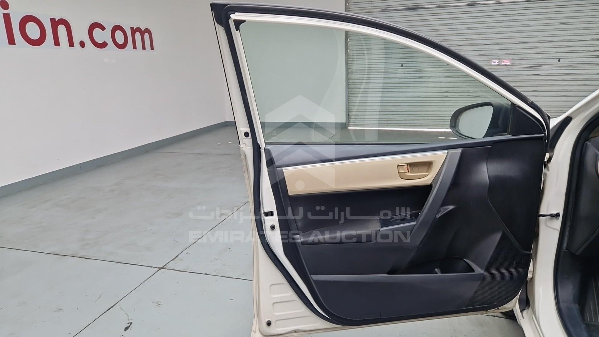 2015 TOYOTA COROLLA VIN: RKLBB9HE9F5074328