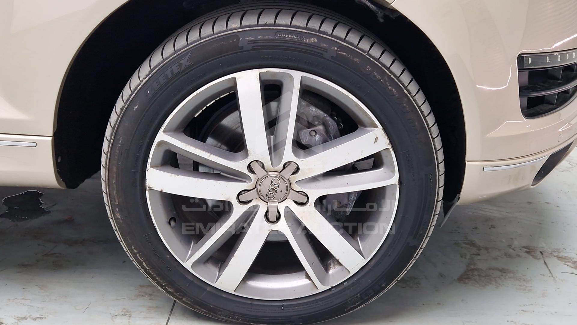 2015 AUDI Q7 VIN: WA1AGDFE9FD000195
