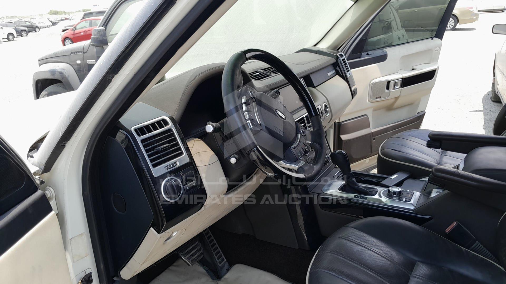 2010 RANGE ROVER VOGUE VIN: SALLMAME4AA315260