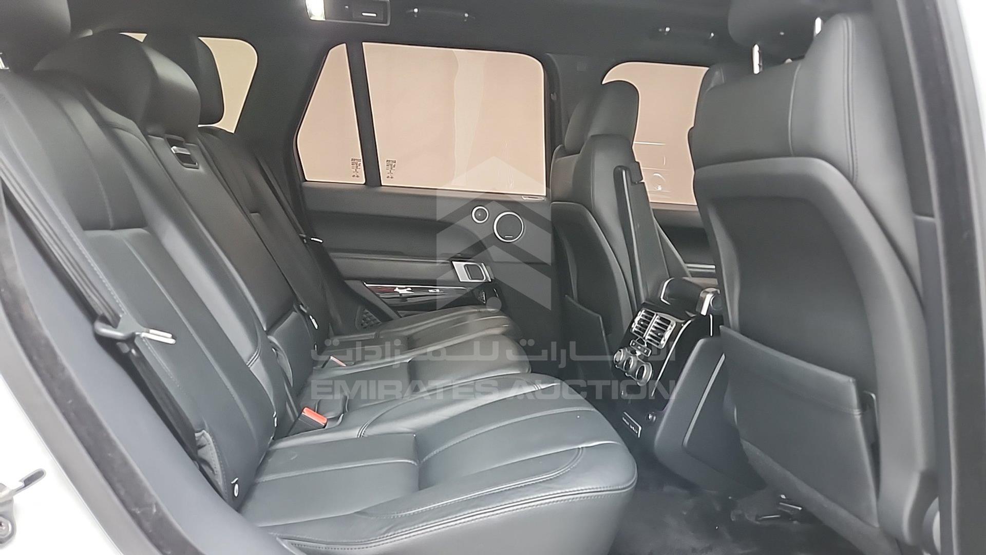 2016 RANGE ROVER VOGUE VIN: SALGA2DF3GA298871
