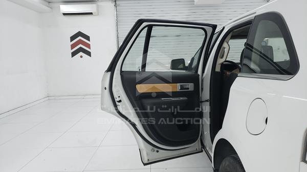 Lincoln MKX 2009 2LMDU88C09BJ01344 Image 10