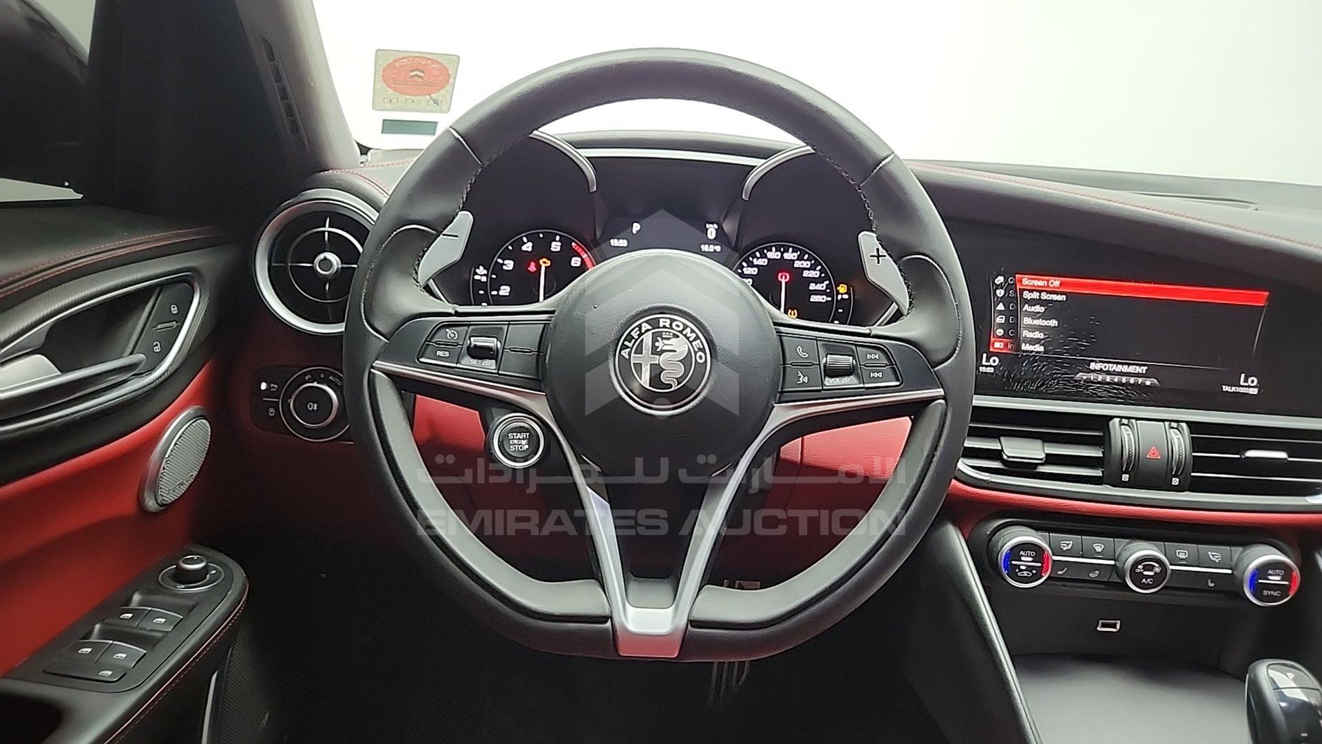 2019 ALFA ROMEO GIULIA VIN: ZAREAFDN7K7612658