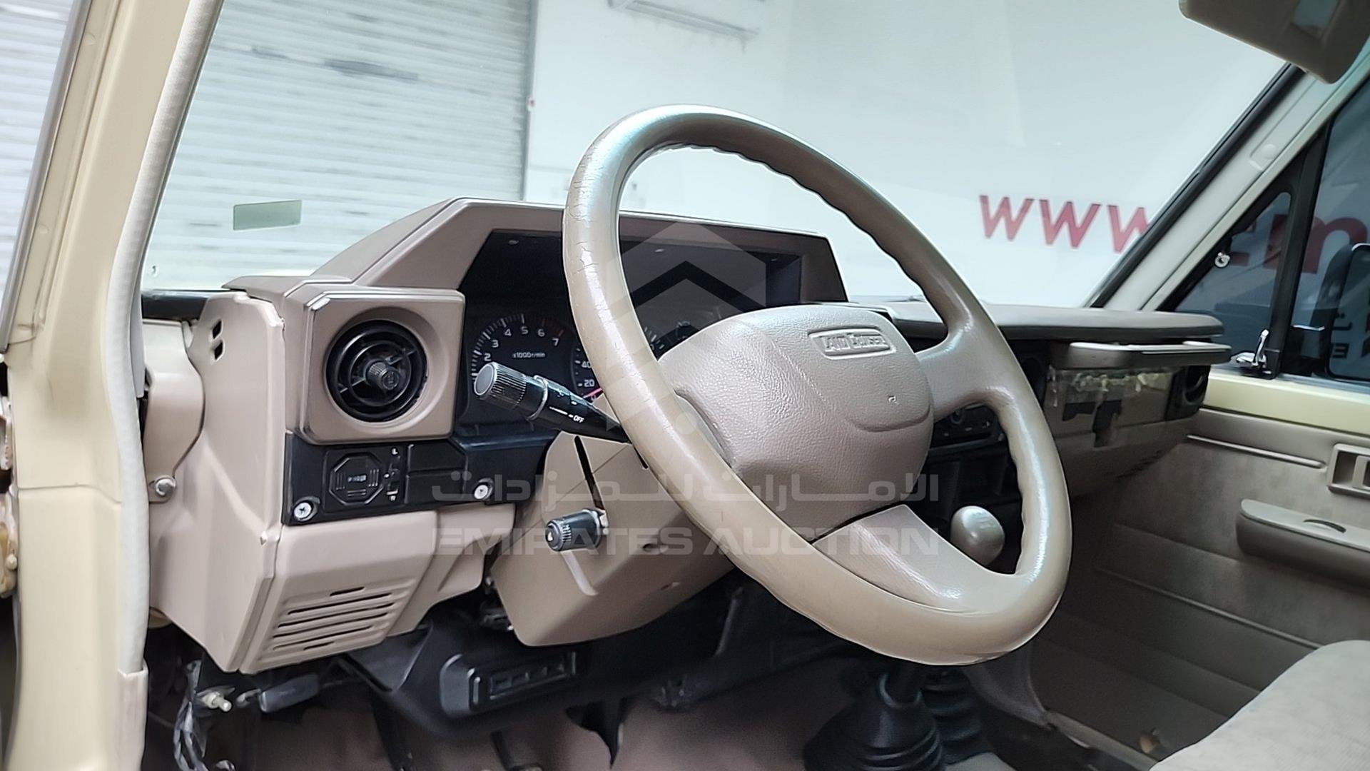 2008 TOYOTA LAND CRUISER VIN: JTFLJ73J186040241