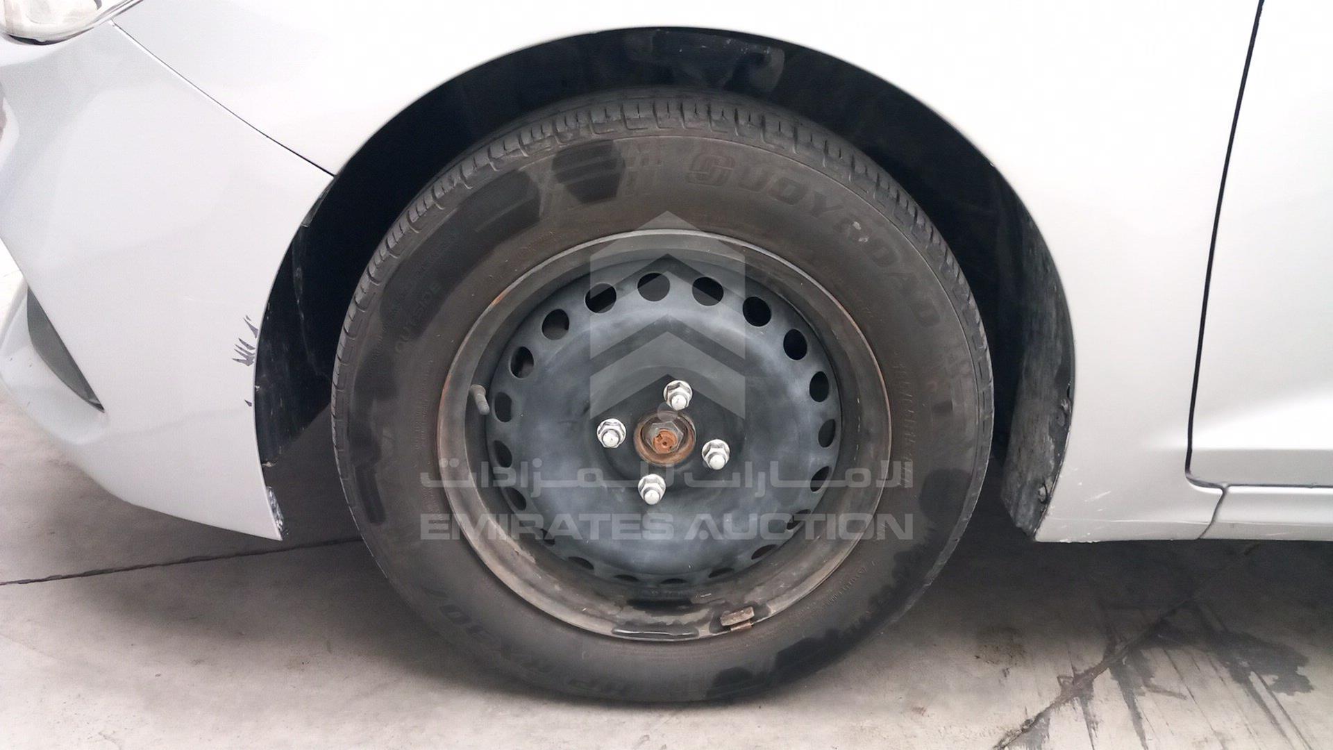 2019 HYUNDAI ACCENT VIN: MALC741C3KM105441