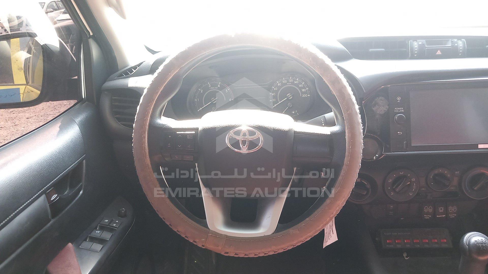 2023 TOYOTA HILUX VIN: MR0DB9CDXP5002142