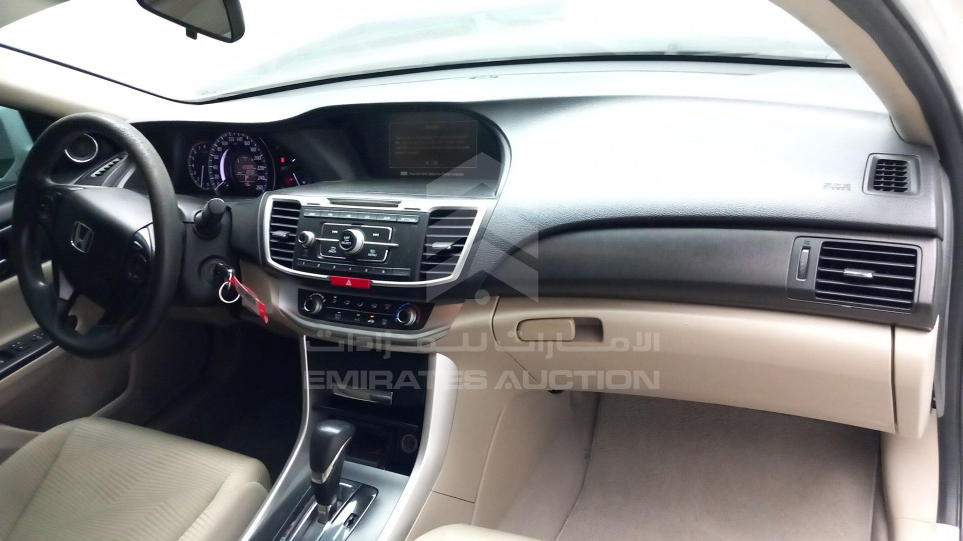 2015 HONDA ACCORD VIN: LUCCR2621F3401728