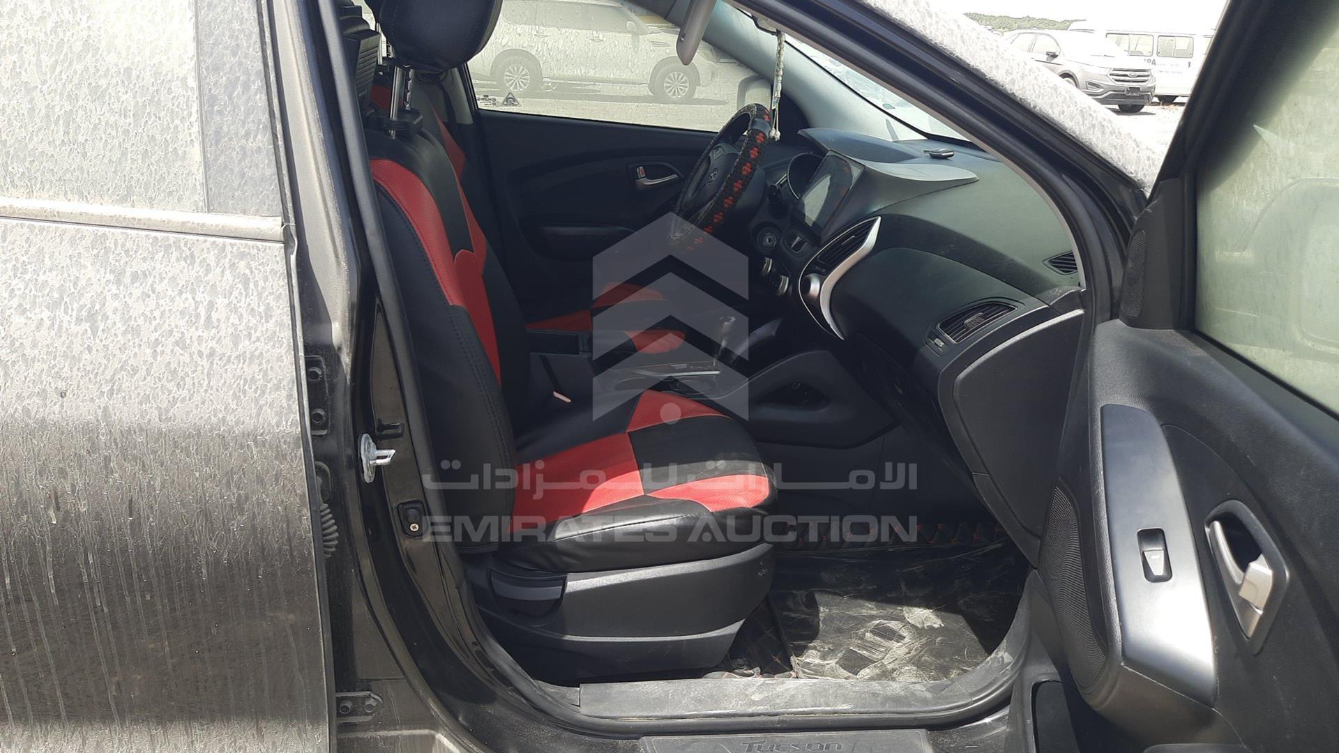 2013 HYUNDAI TUCSON VIN: KMHJT81B5DU649653