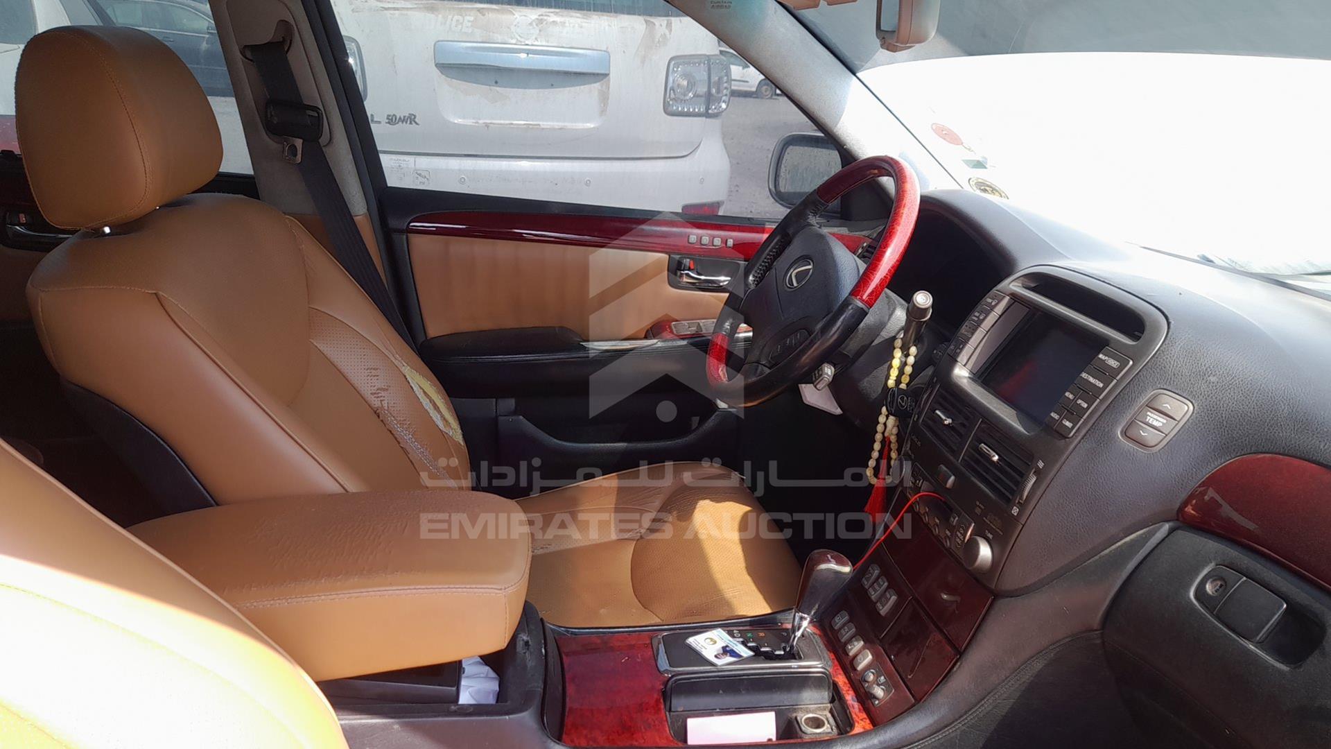 2001 LEXUS LS 430 VIN: JTHBN30F410042557