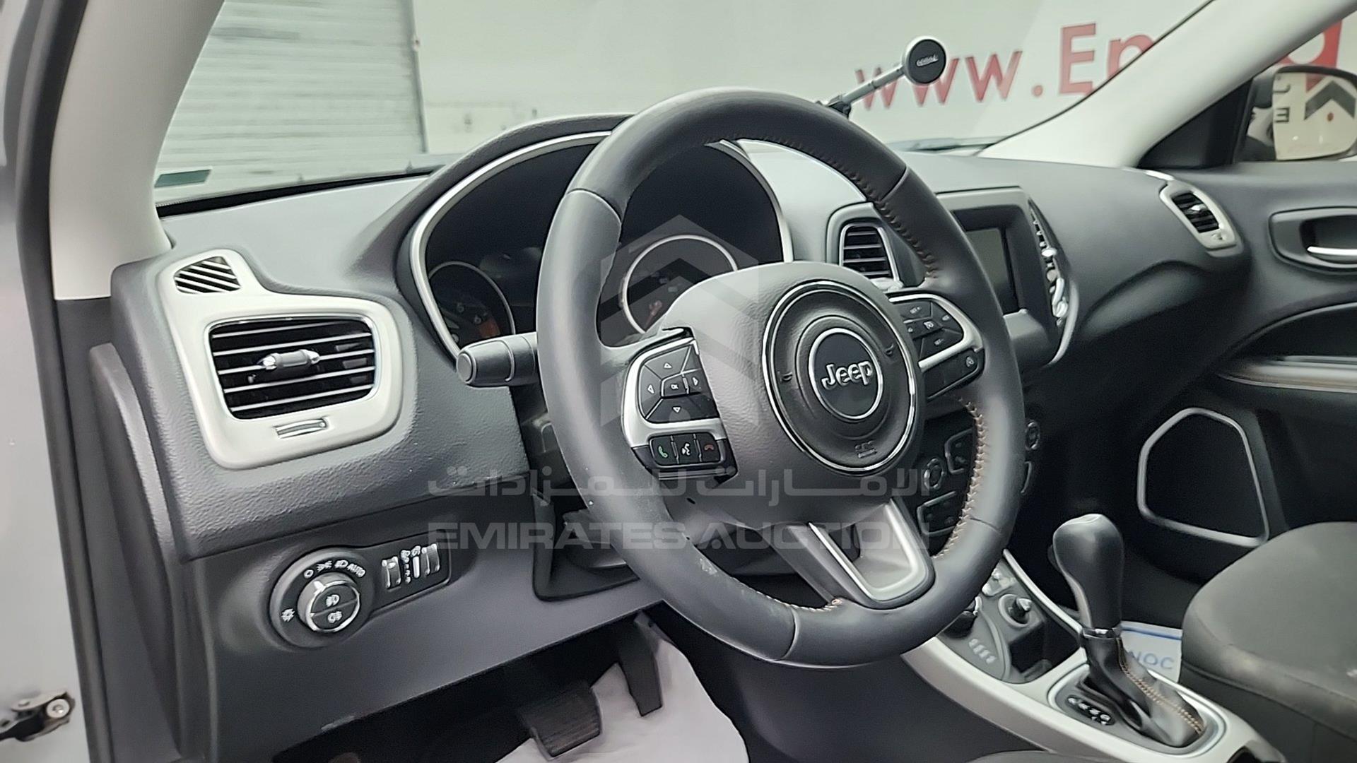 2020 JEEP COMPASS VIN: 3C4NJDBB9LT156036