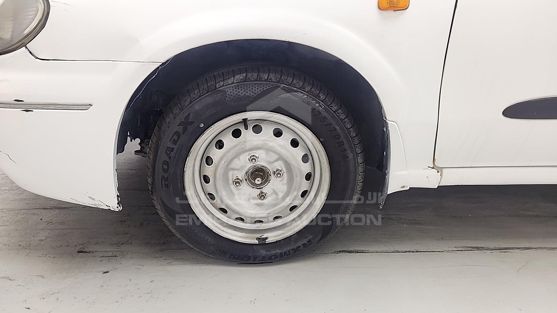 2004 NISSAN SUNNY VIN: JN1FN61C94W051509