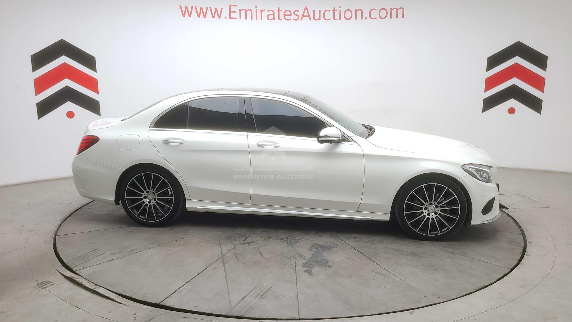 2016 MERCEDES C200 VIN: WDDWF4CB9GR136068