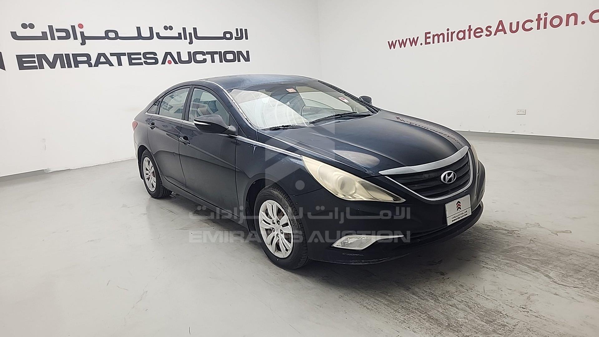 2014 HYUNDAI SONATA VIN: KMHEB41CXEA557706