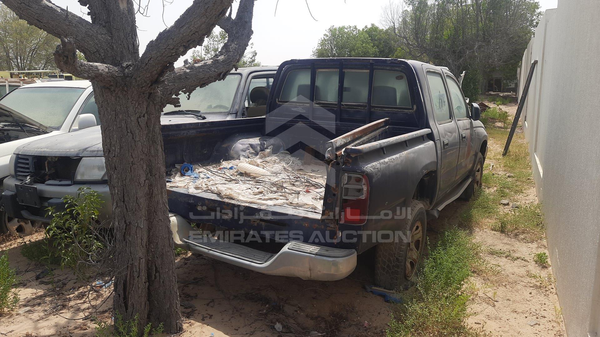 2001 TOYOTA HILUX VIN: JTFDE626810064268