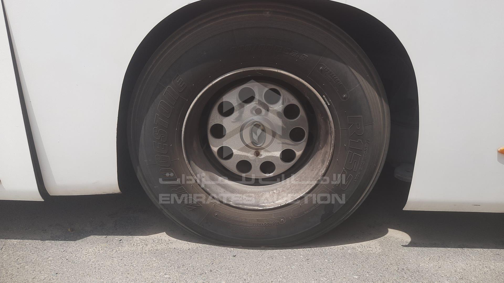 2015 KING LONG BUS VIN: LA6A1KBM0FB400222