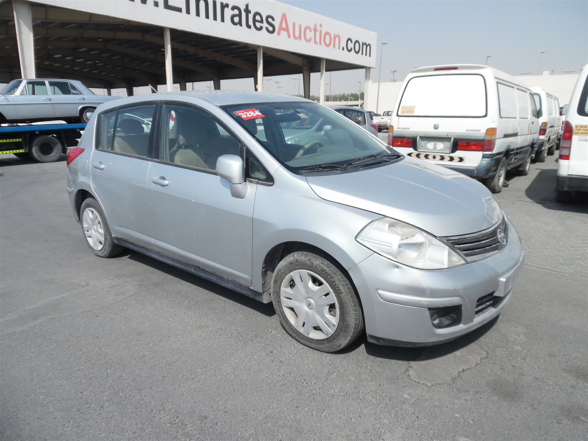 Nissan tiida 2013