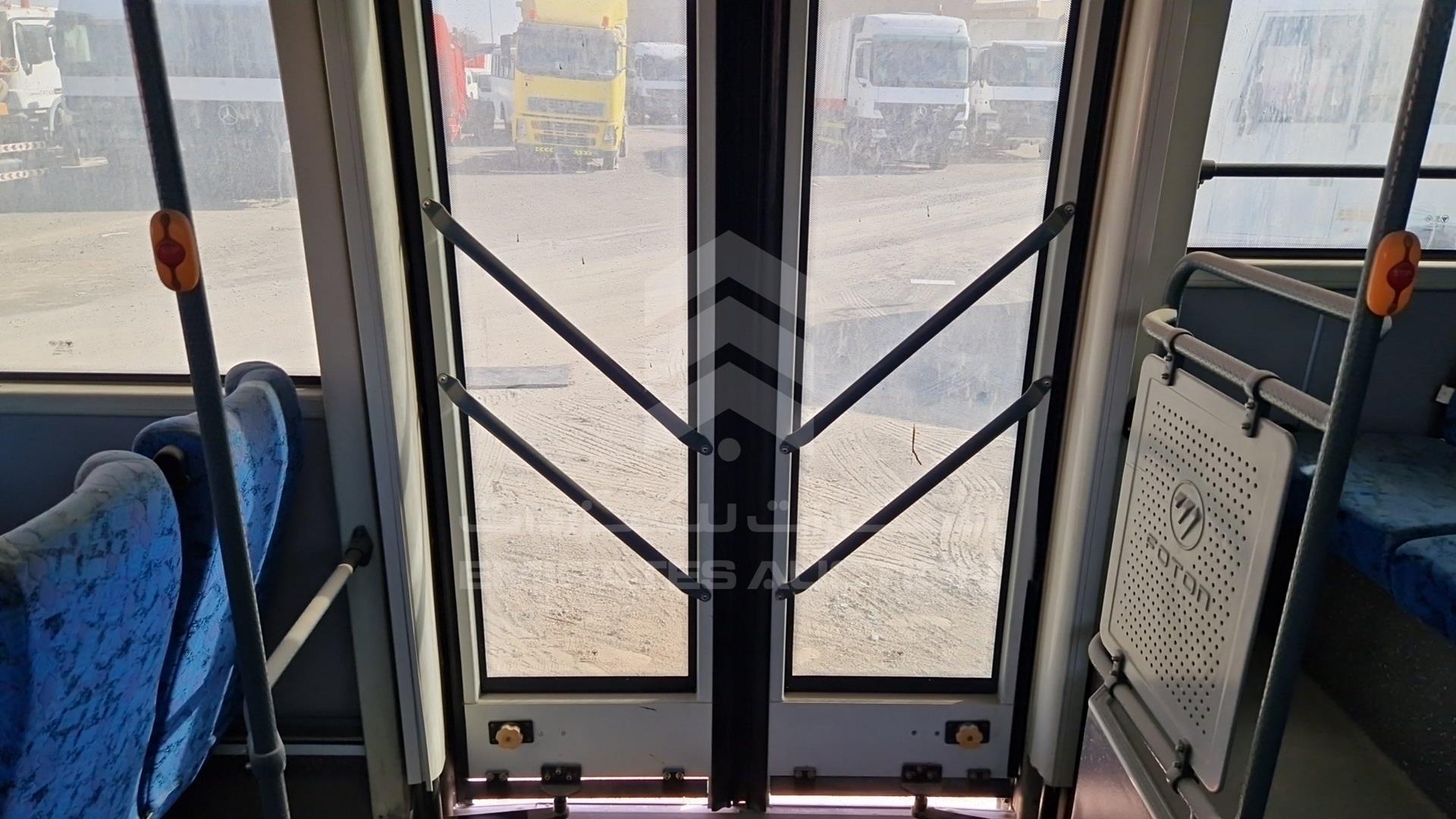 2017 FOTON BUS VIN: LVCB4LED4HG052176