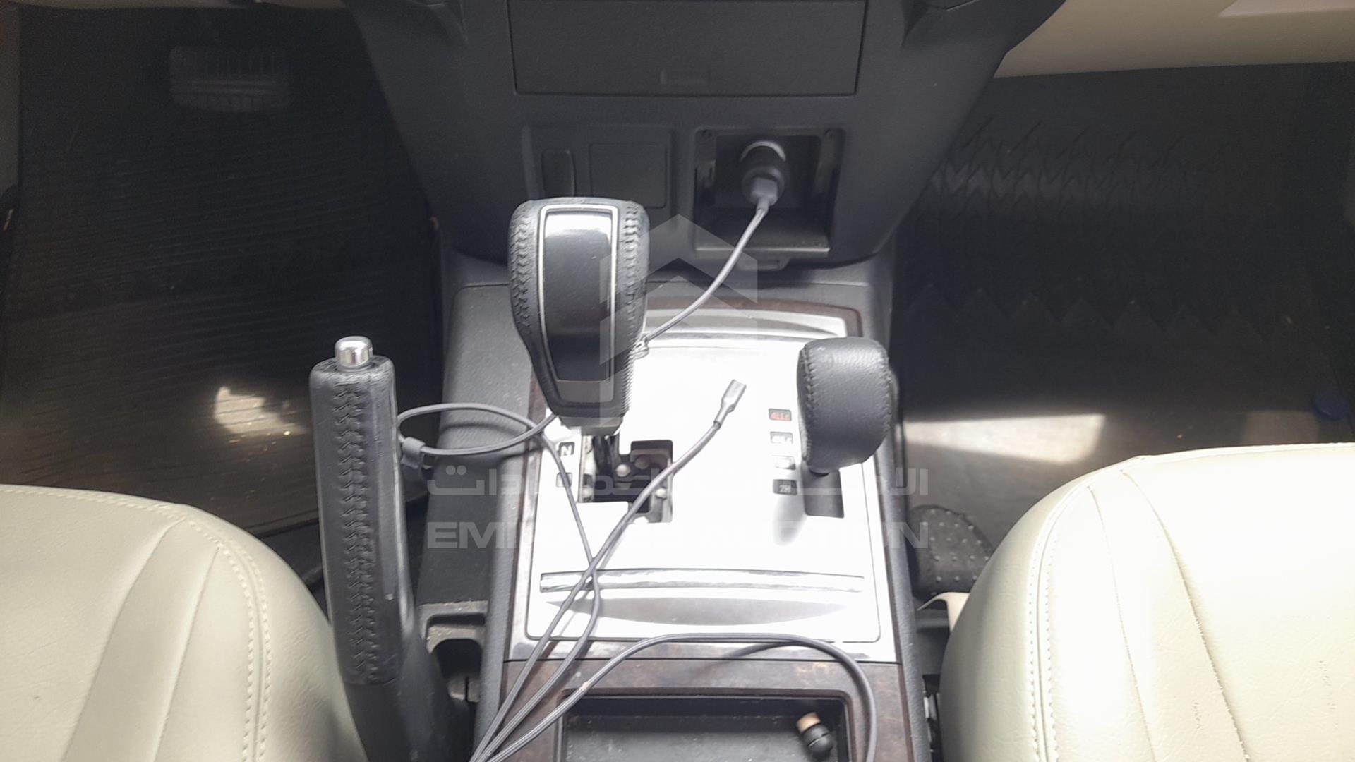 2010 MITSUBISHI PAJERO VIN: JMYLRV95WAJ711426