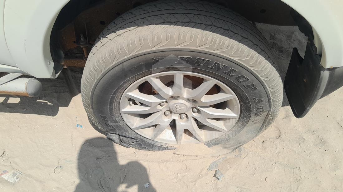 2009 Mitsubishi Pajero — Rear Left Tyre — Photo 31