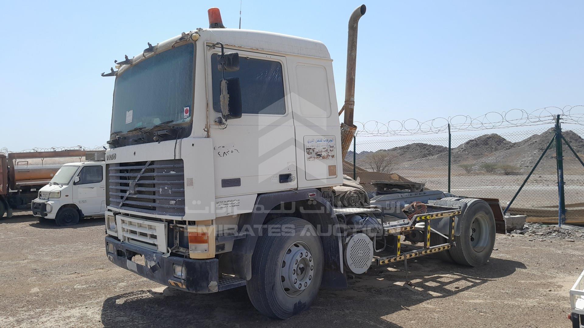 1990 VOLVO F12 VIN: YV2H2B3A8LB454279