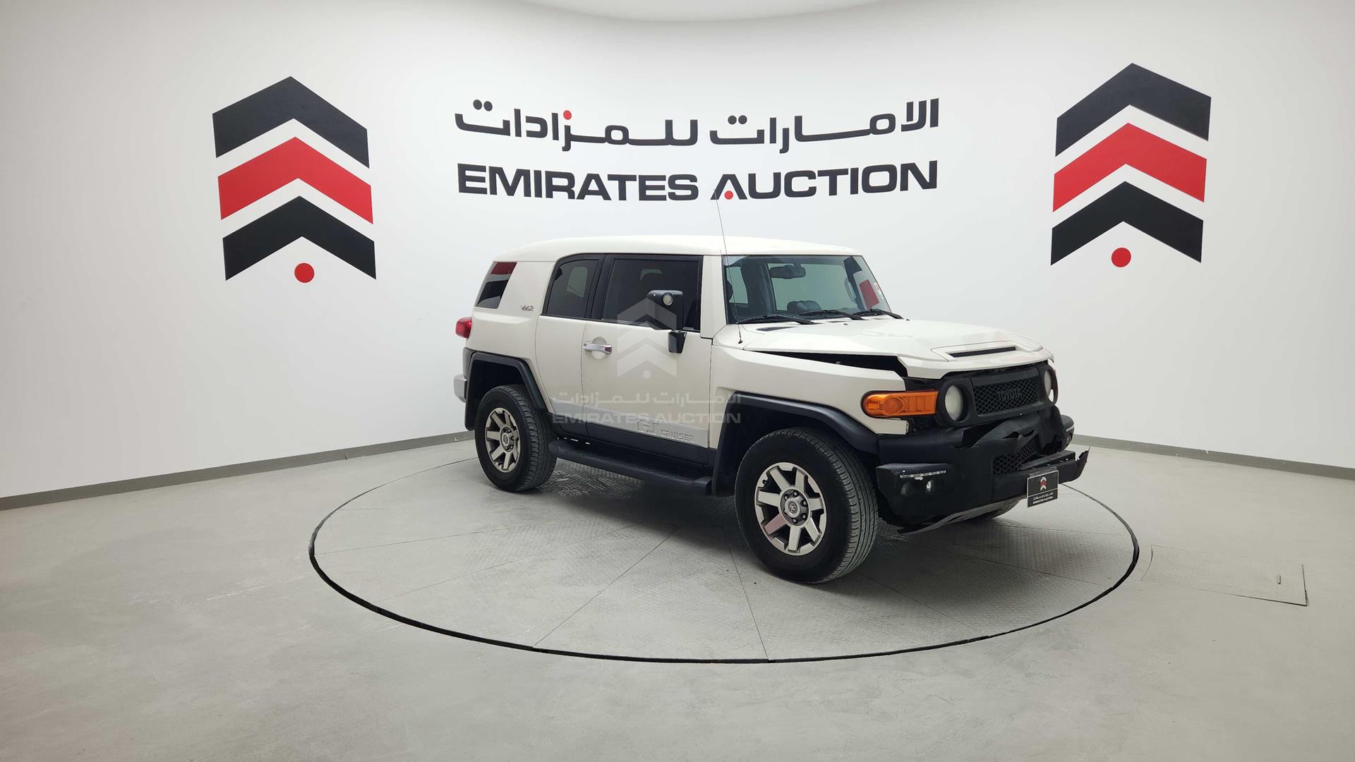 2014 TOYOTA FJ CRUISER VIN: JTEBU11F6EK199441