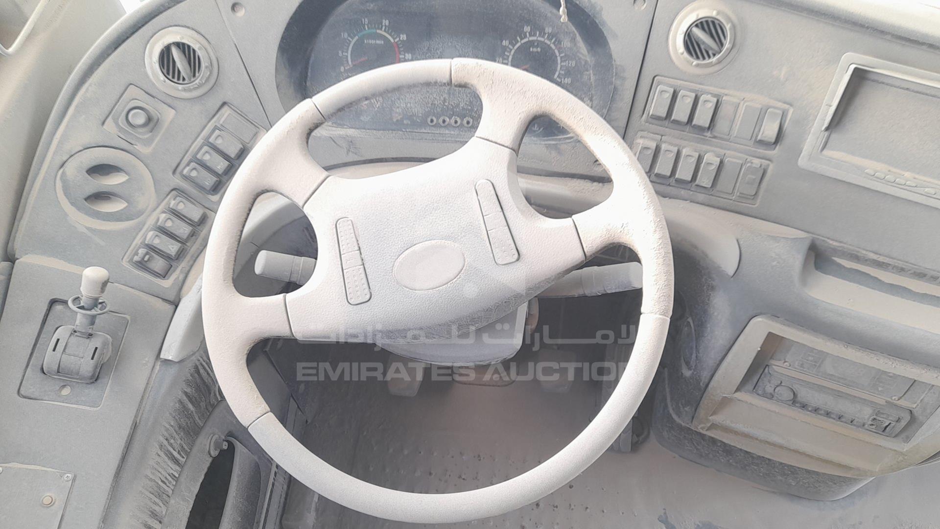 2014 WUZHOULONG FDG 6128 CNG VIN: LA86C0LK3DA300174