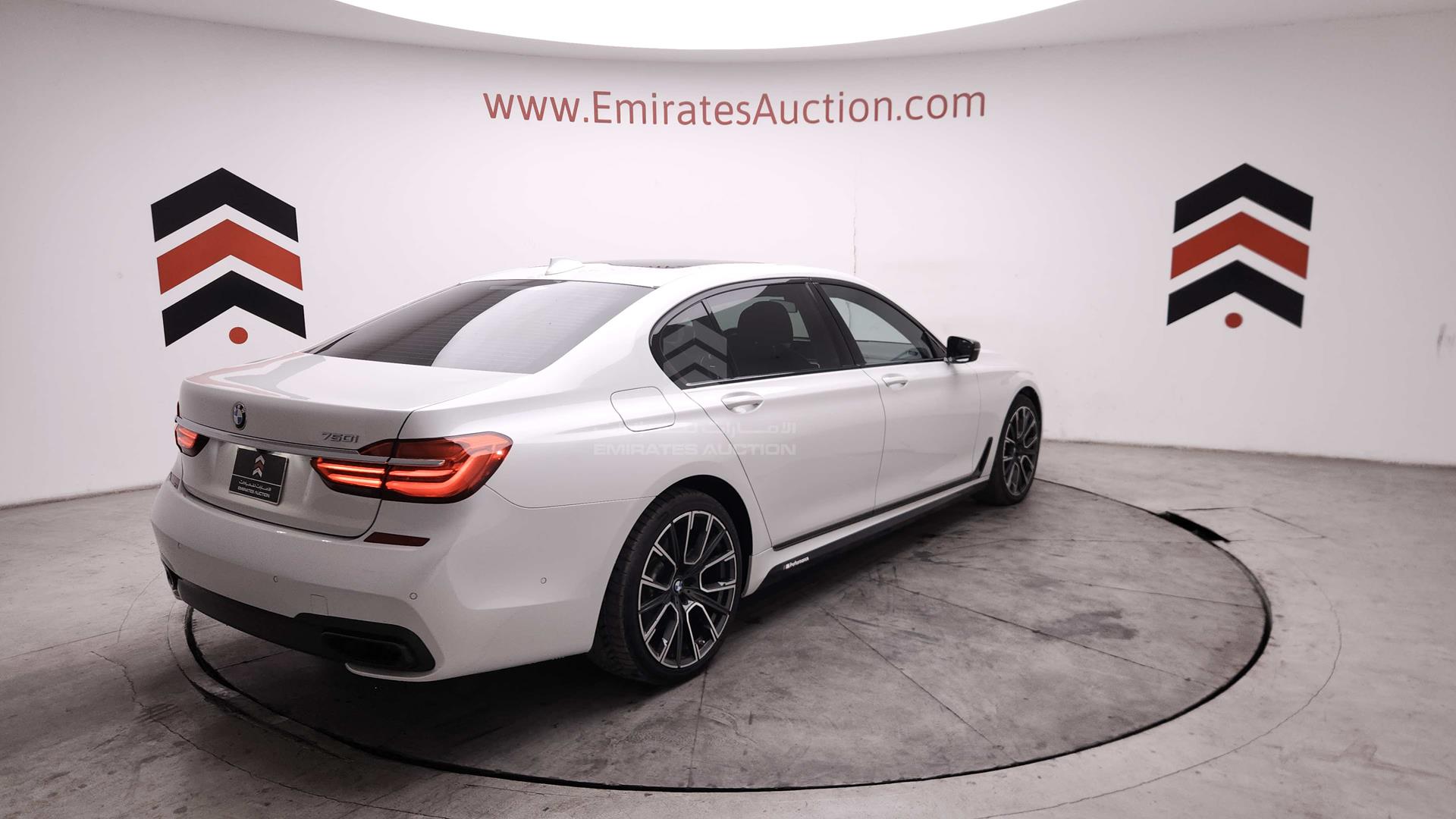 2019 BMW 750 VIN: WBA7F0C53KGM24963