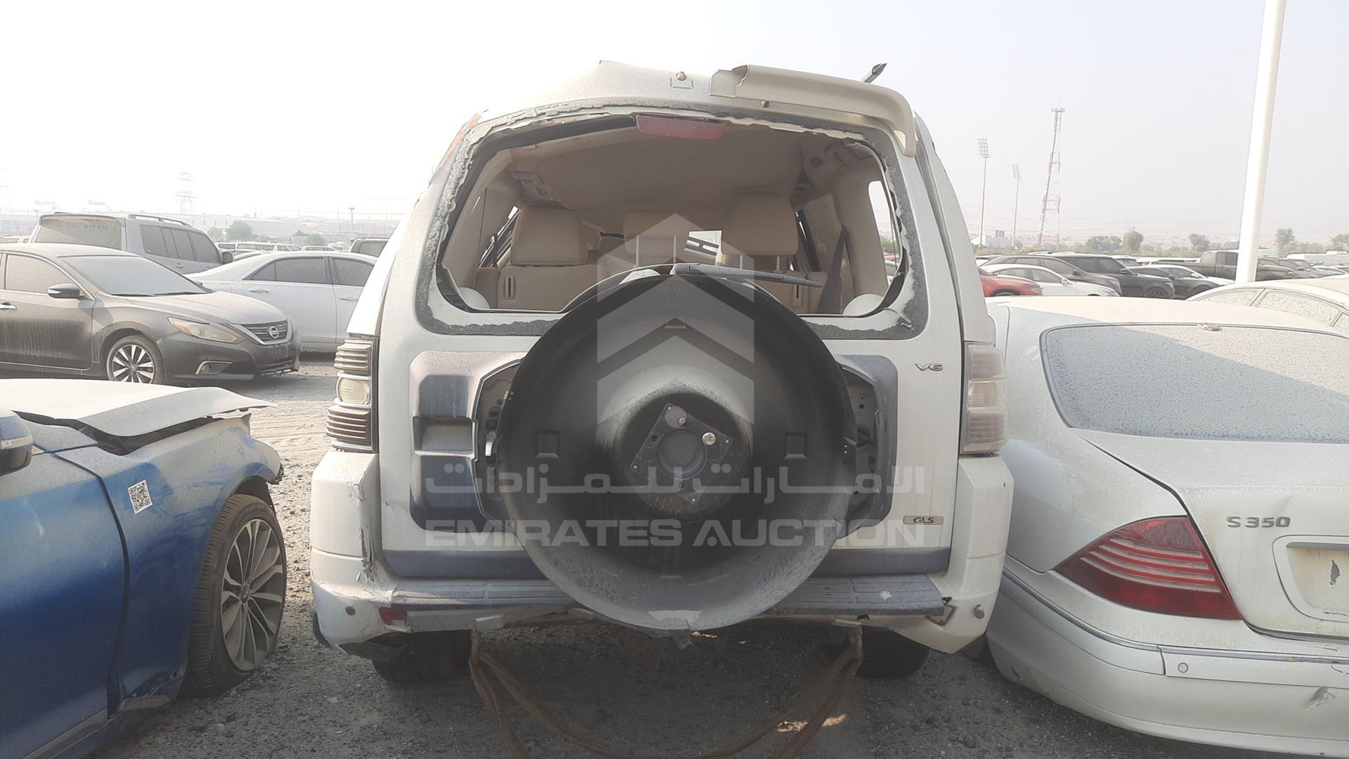 2013 MITSUBISHI PAJERO VIN: JMYLRV95WDJ702131