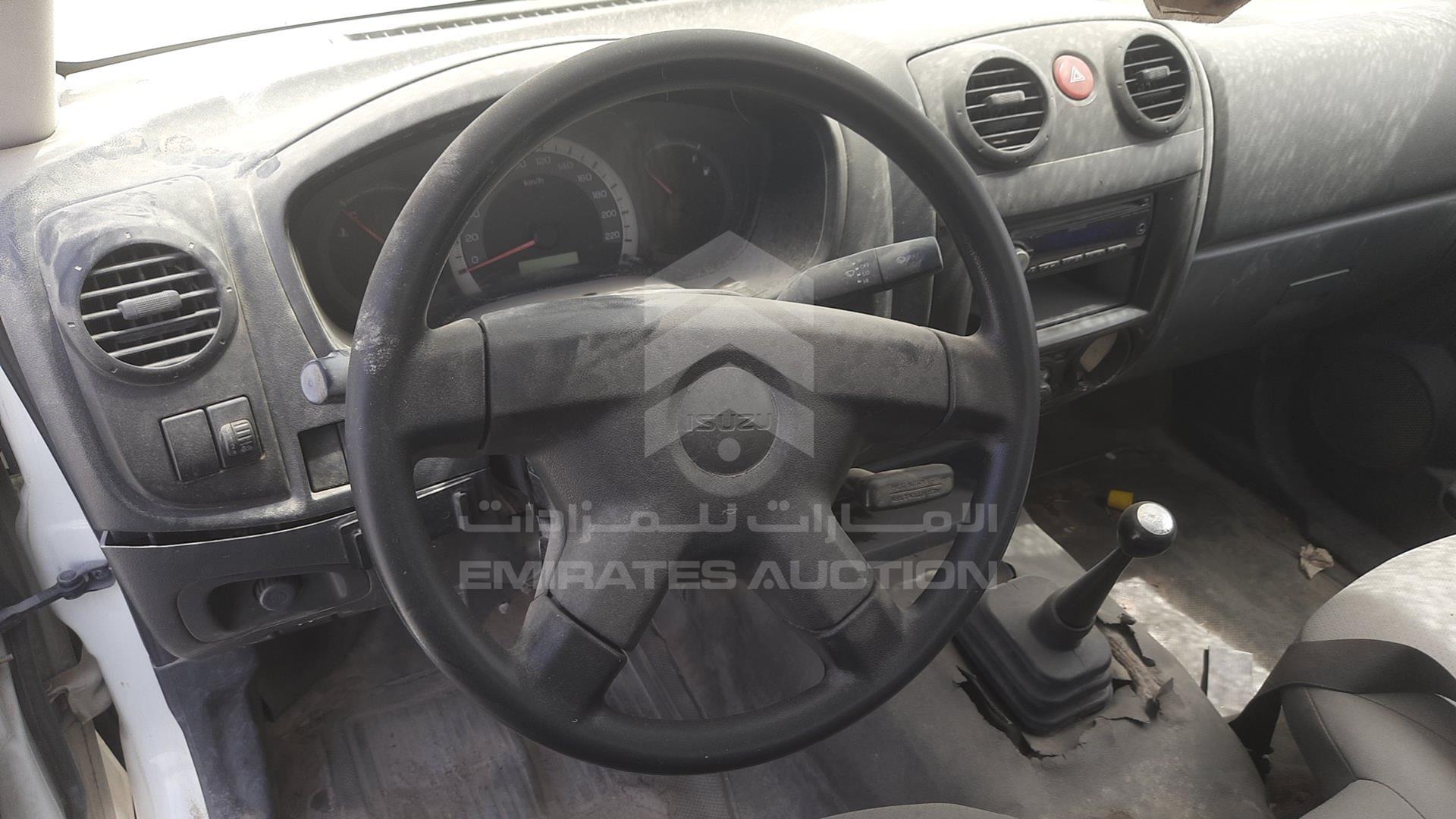2012 ISUZU D-MAX VIN: MPAEL34C6CH501099